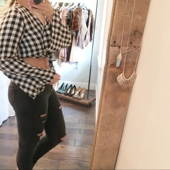 Wild fable small gingham checkered tie crop top - Picture 5 of 6